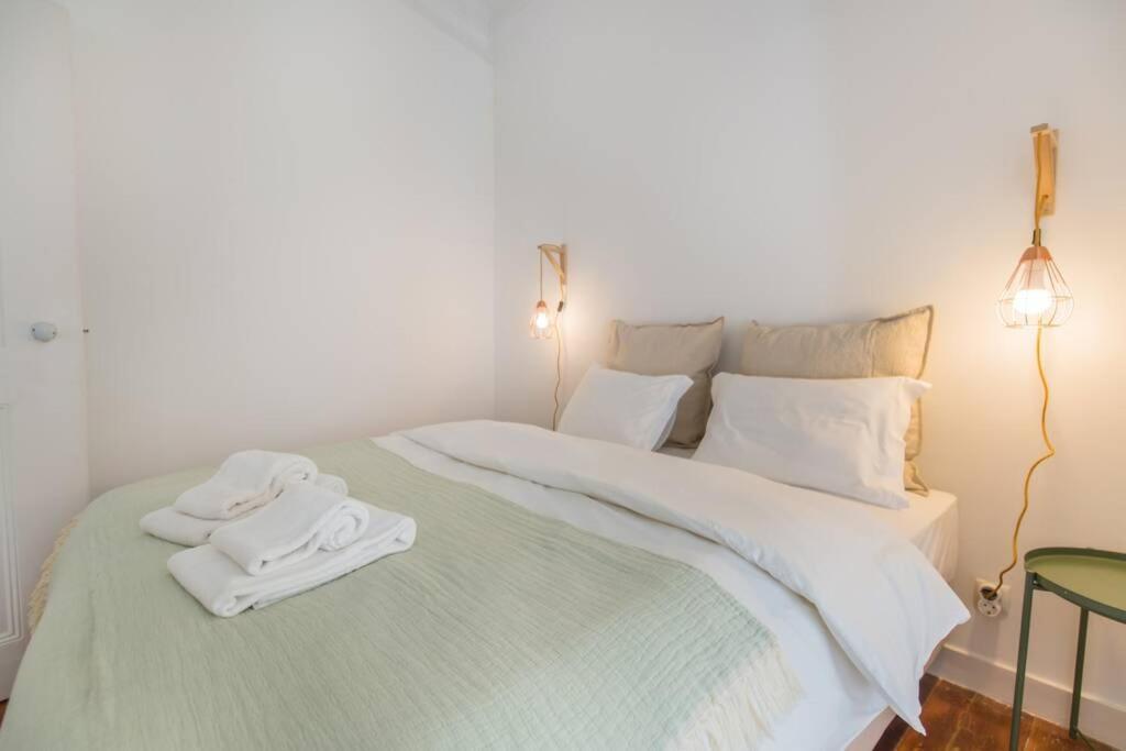 135 A - In Tranquil Flat In Alfama Near Se And Castle Lissabon
